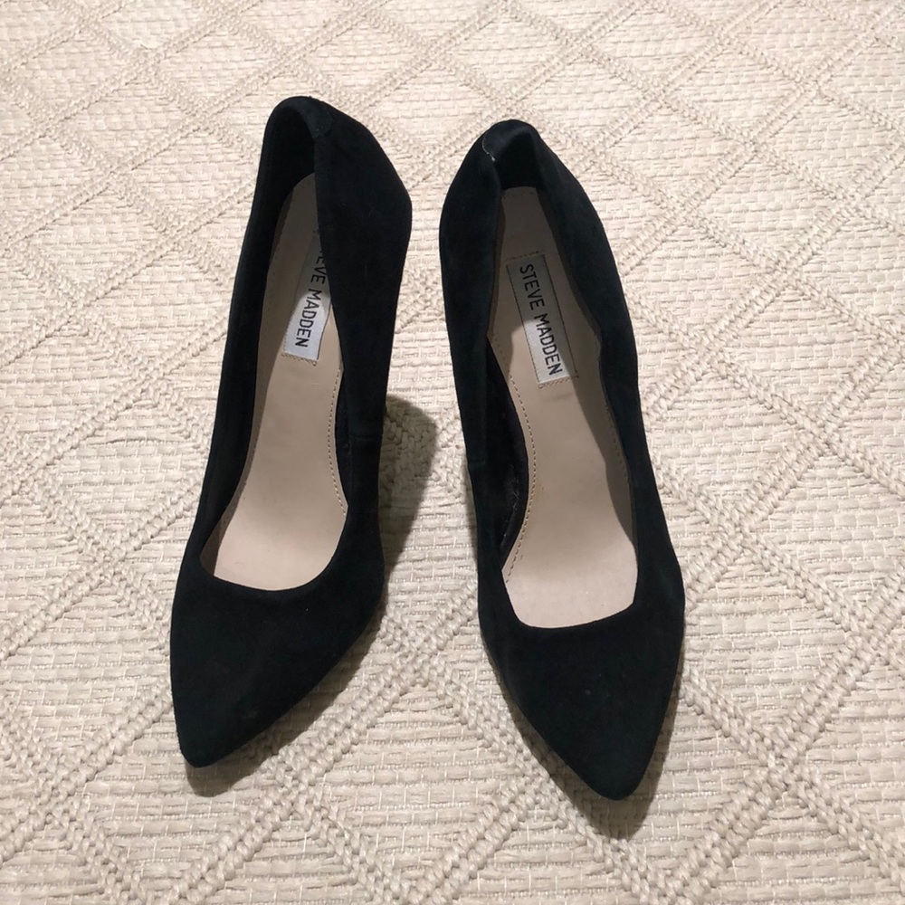 Steve Madden Black Suede Pumps - Size 8